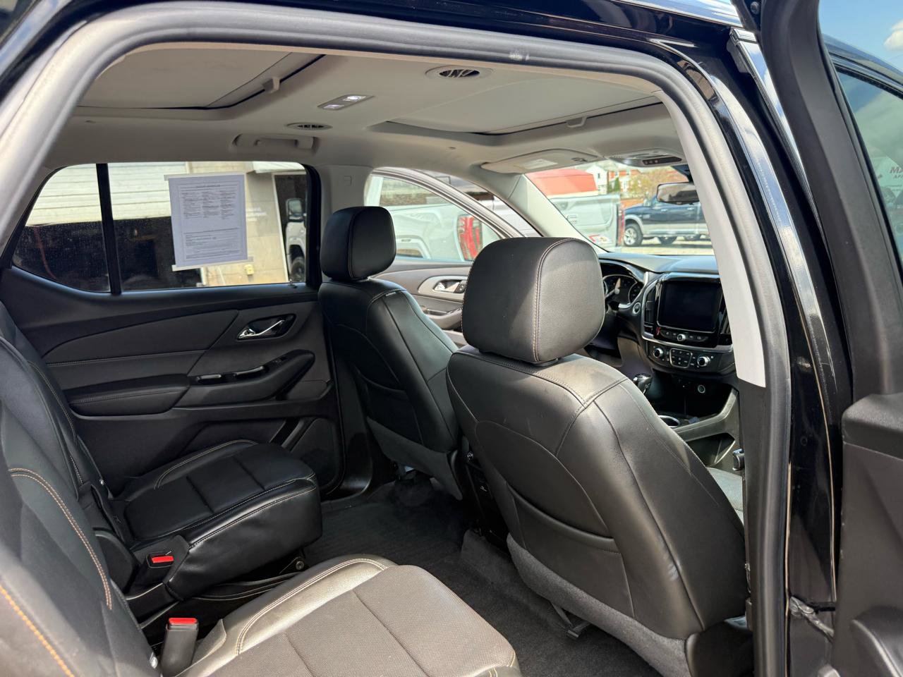 Used 2019 Chevrolet Traverse Premier w/ Redline Edition AWD/4WD image 49