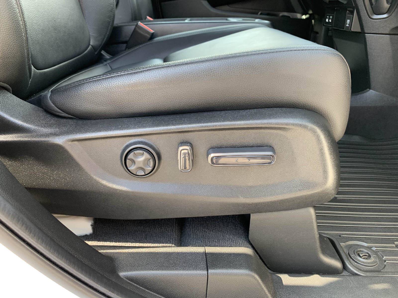 Certified 2026 Honda Odyssey EX-L image 40
