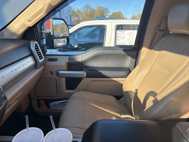 Used 2017 Ford F250 Lariat w/ Lariat Value Package image 26