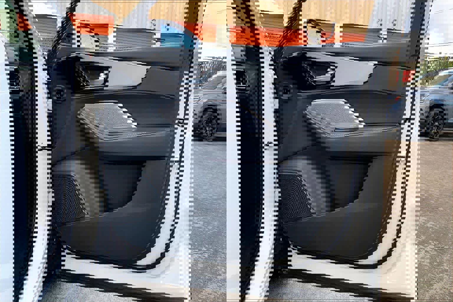 Certified 2025 Acura MDX SH-AWD w/ Technology Package image 21