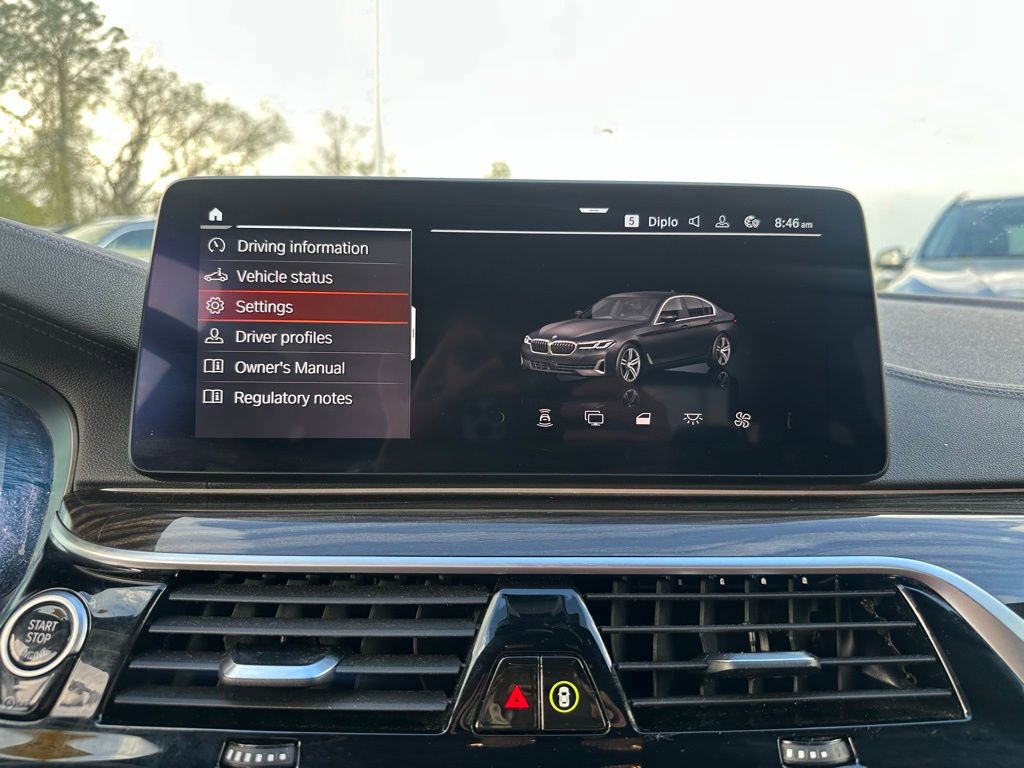 Used 2022 BMW 530i w/ Executive Package image 17