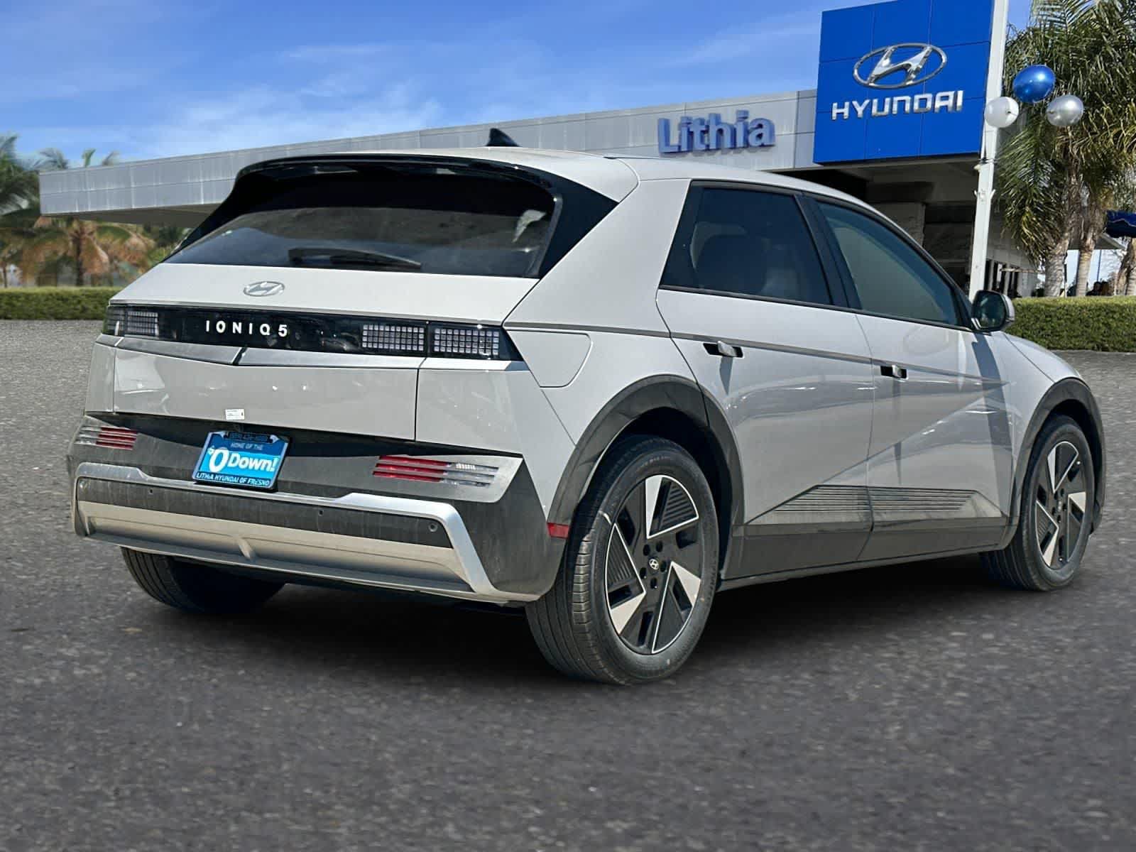New 2026 Hyundai Ioniq 5 SE RWD image 2