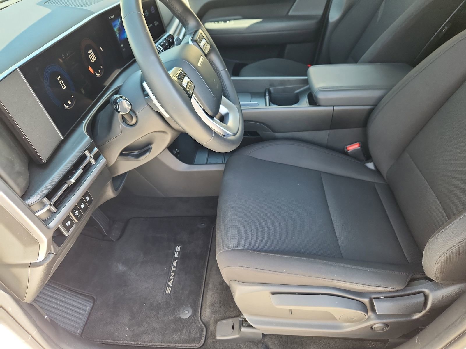 Used 2025 Hyundai Santa Fe SE AWD/4WD image 10