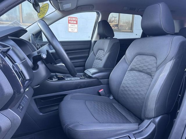 Used 2024 Nissan Pathfinder S image 14