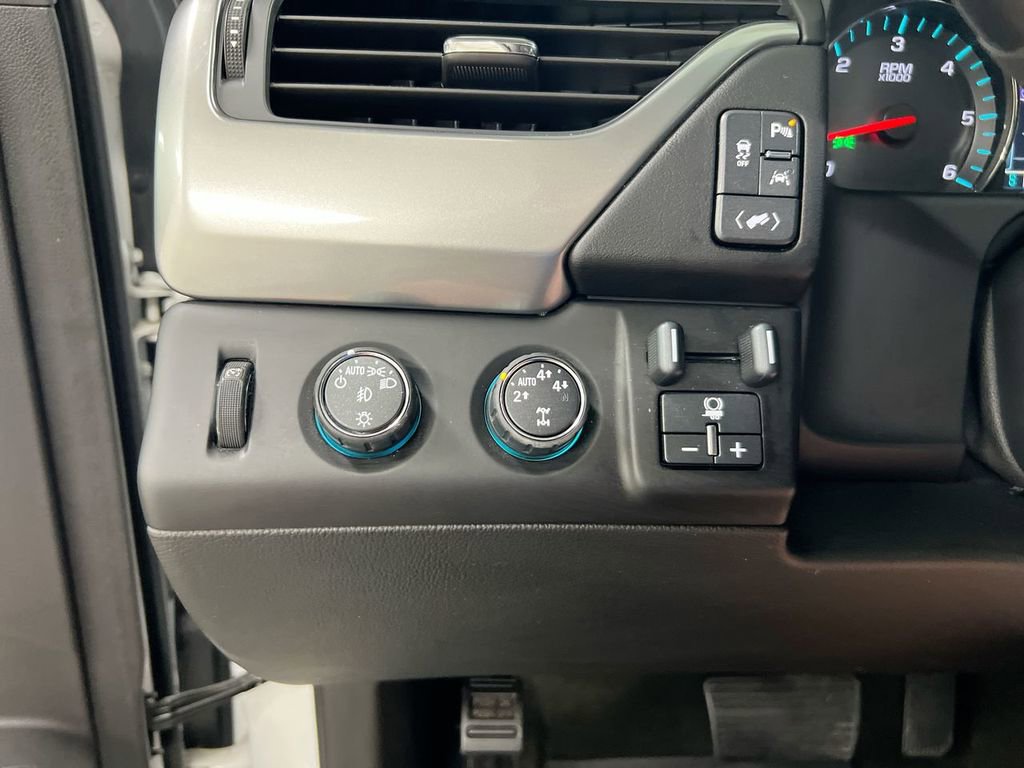 Used 2016 Chevrolet Tahoe LTZ image 18