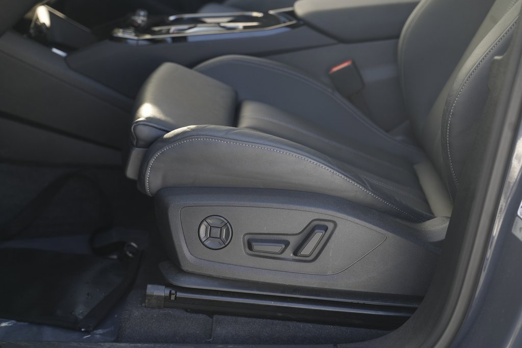 Used 2025 Audi Q6 e-tron Premium Plus w/ Premium Plus image 25