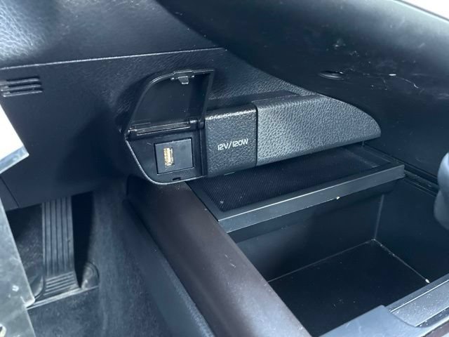 Used 2024 Toyota Camry SE FWD image 34