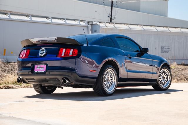 Used 2012 Ford Mustang GT Premium w/ Security Pkg RWD image 8