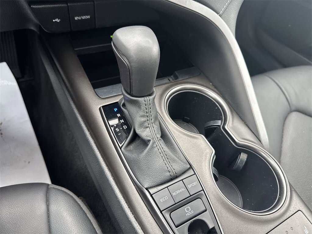 Used 2023 Toyota Camry XSE w/ Cold Weather Package image 26