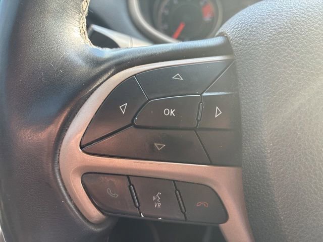 Used 2018 Jeep Cherokee Limited AWD/4WD image 25