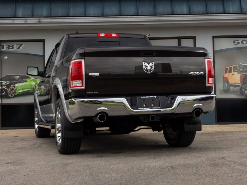 Used 2016 RAM 1500 Laramie w/ Convenience Group image 8