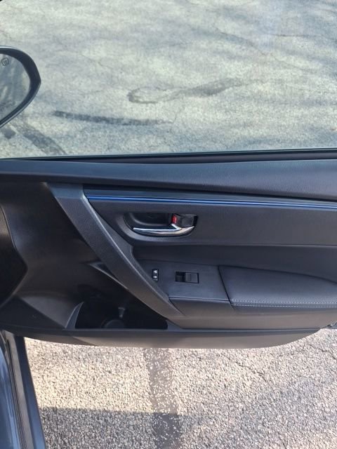 Used 2017 Toyota Corolla SE w/ Carpet Mat Package (TMS) image 20