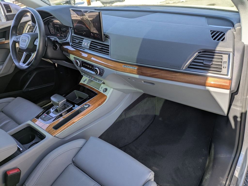 Used 2023 Audi Q5 2.0T Prestige image 25