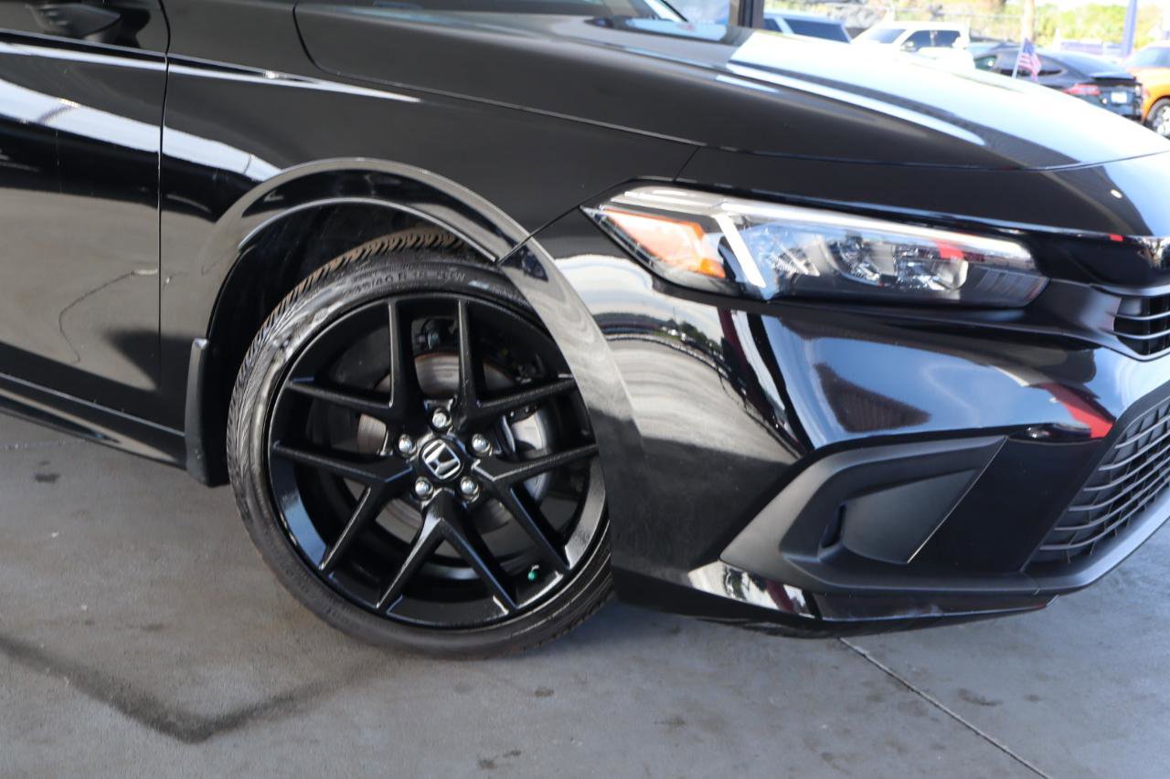 Used 2024 Honda Civic Sport image 4