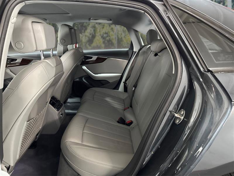 Used 2019 Audi A4 2.0T Premium w/ Convenience Package image 10