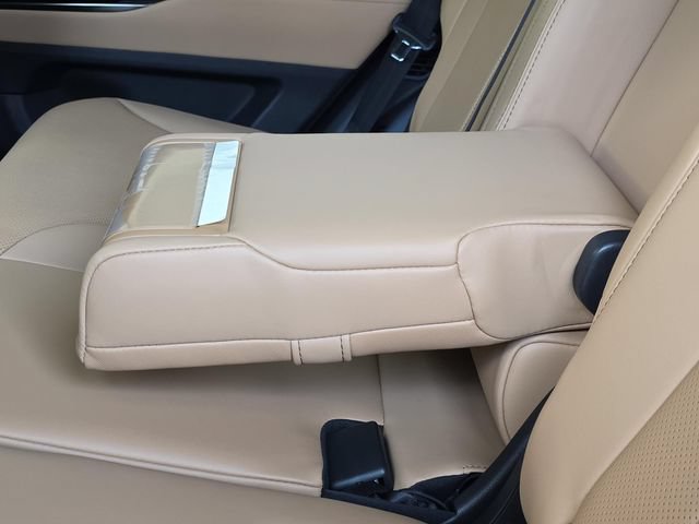 New 2026 Lexus LX 700h Luxury AWD/4WD image 10