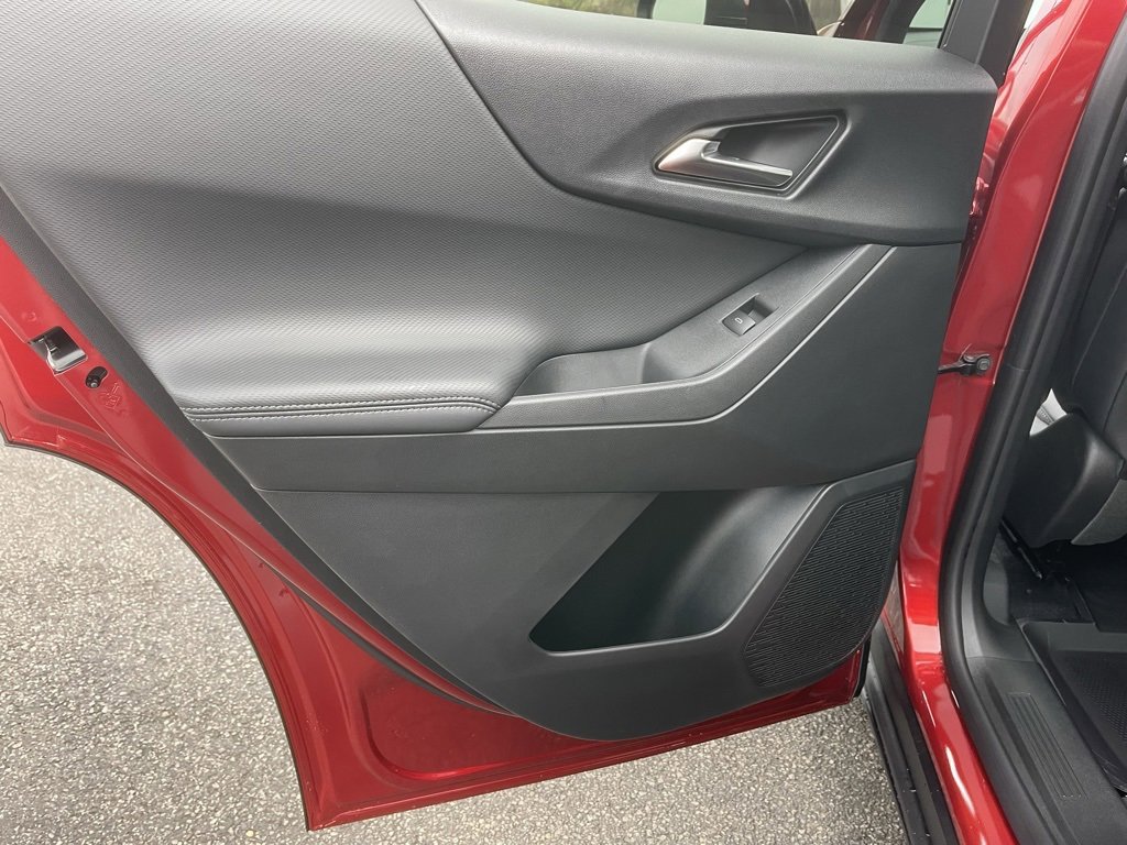 New 2026 Chevrolet Equinox LT w/ Convenience Package II image 24