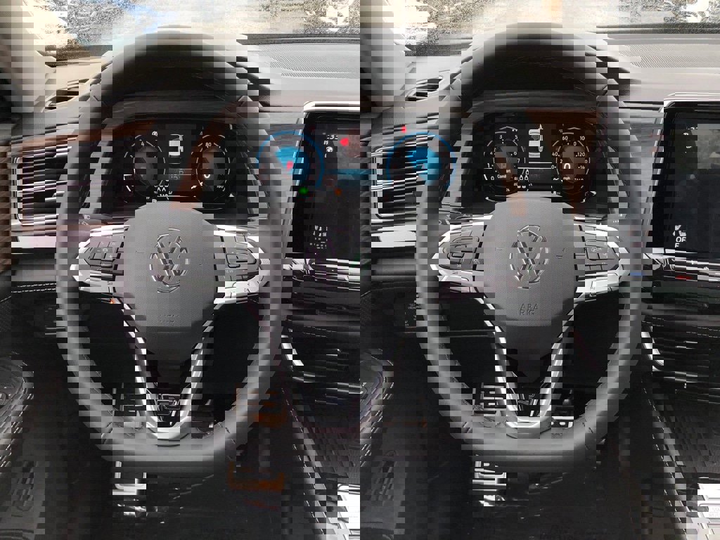 New 2025 Volkswagen Atlas SEL Premium R-Line image 19