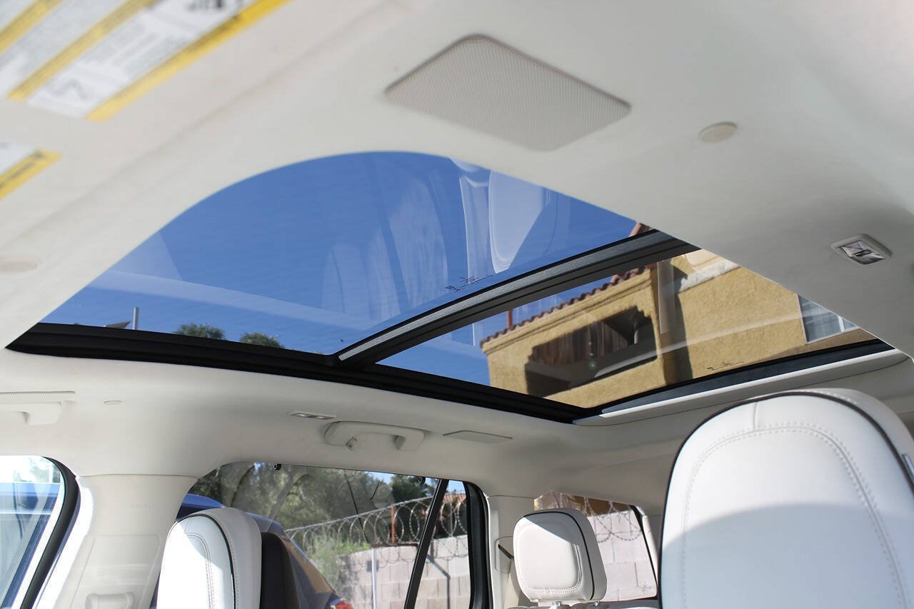 Used 2020 Lincoln Aviator Black Label Grand Touring w/ Class IV Trailer Tow Package AWD/4WD image 95