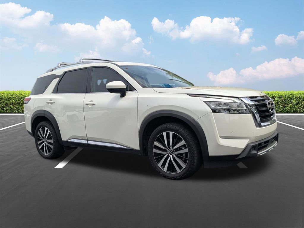 Used 2023 Nissan Pathfinder Platinum w/ Cargo Package image 2