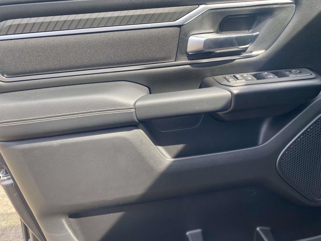 New 2026 RAM 1500 Big Horn AWD/4WD image 14