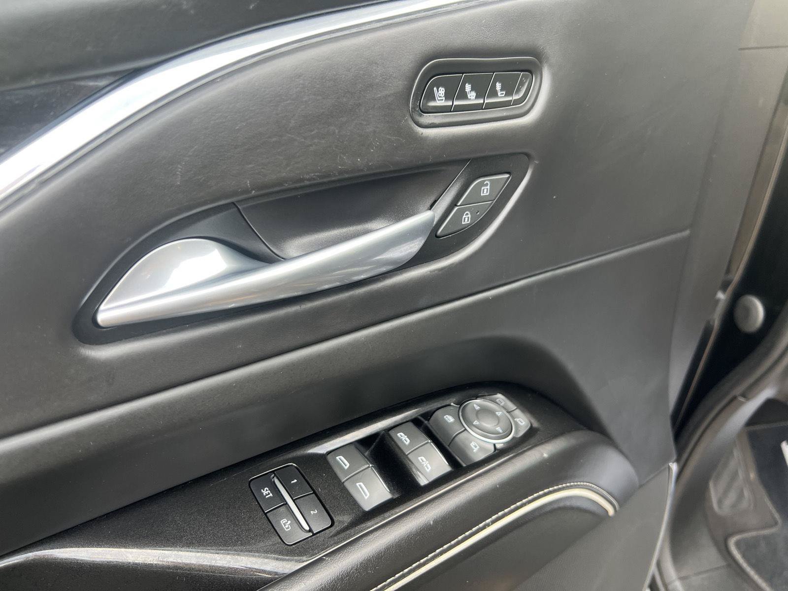 Used 2023 Cadillac Escalade V AWD/4WD image 26