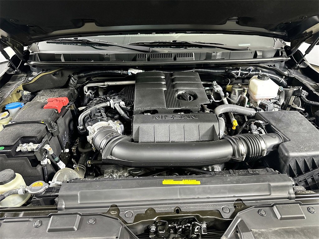 Used 2024 Nissan Frontier SL w/ Technology Package image 9