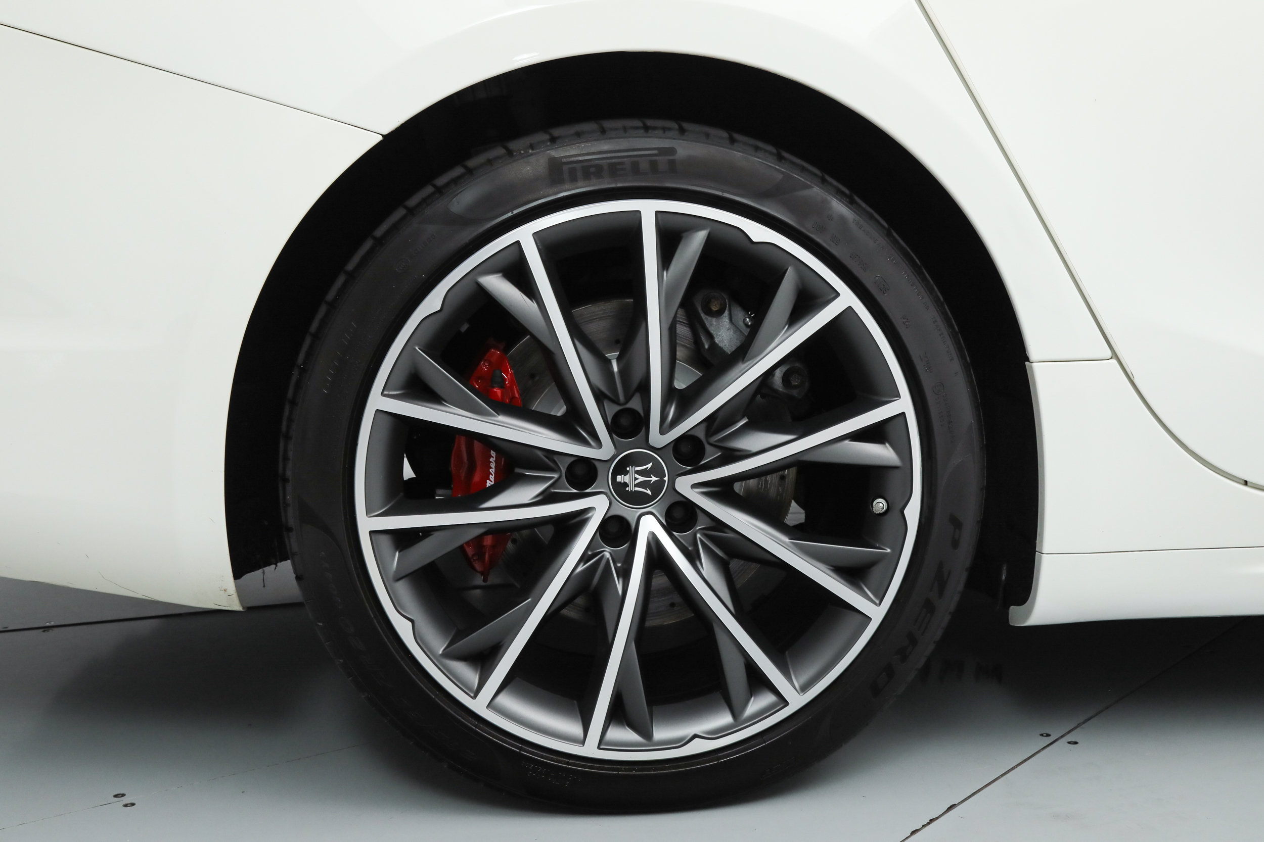 Certified 2023 Maserati Ghibli Modena RWD image 20