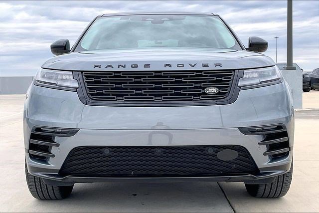 Used 2025 Land Rover Range Rover Velar Dynamic SE image 3