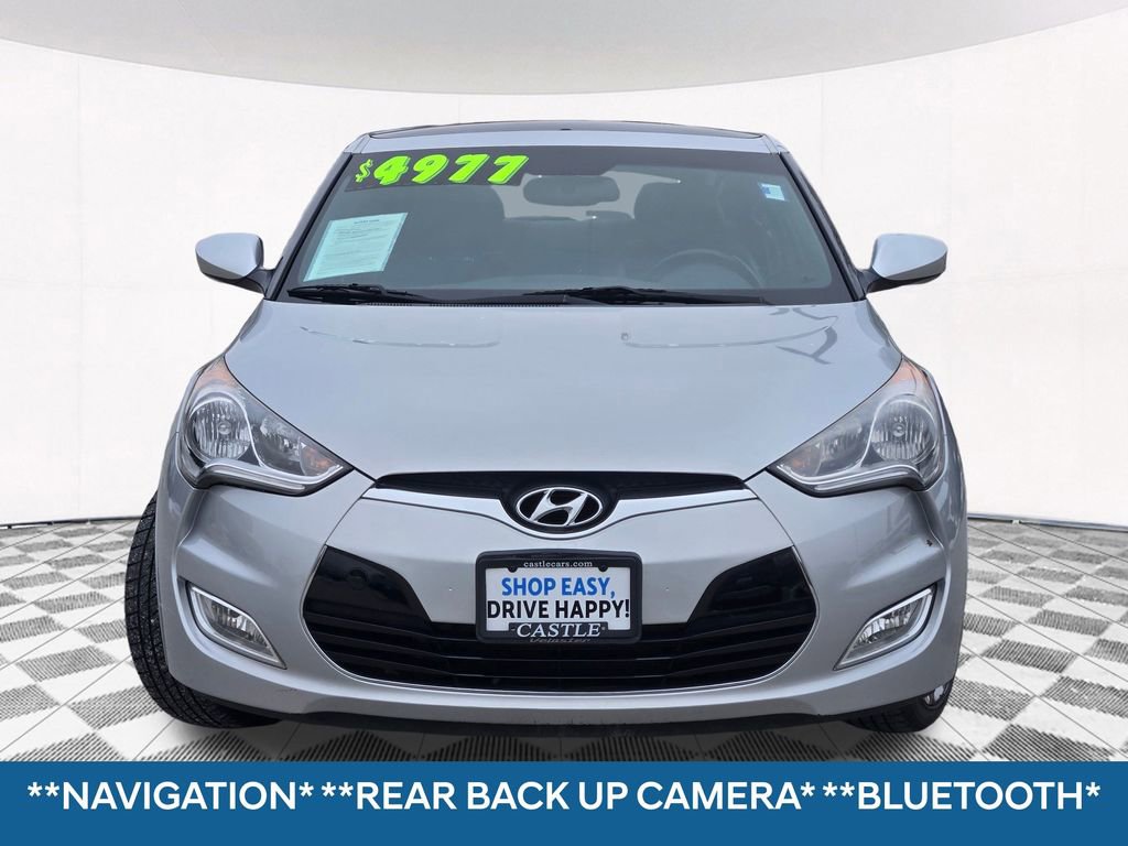 Used 2016 Hyundai Veloster Base w/ Option Group 03 image 2