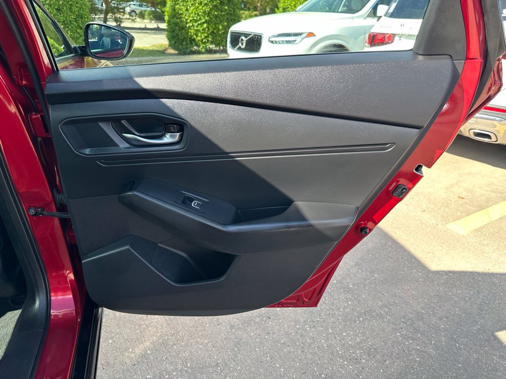Used 2025 Honda Accord Sport image 33