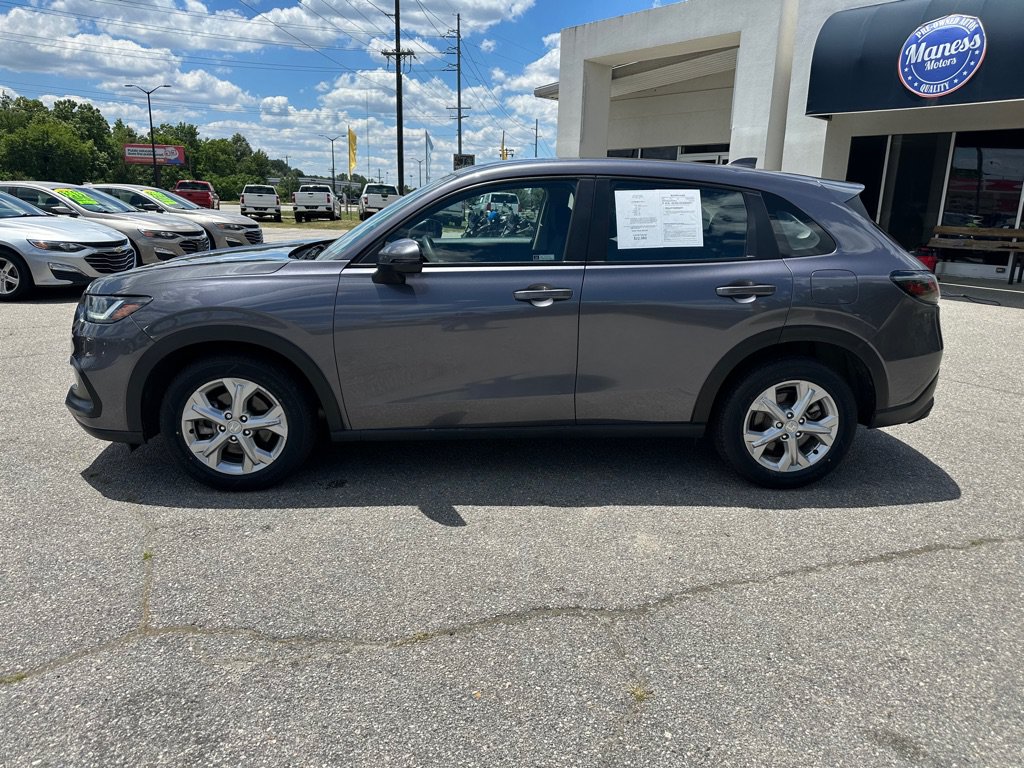 Used 2023 Honda HR-V LX image 2