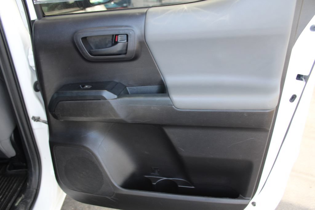 Used 2020 Toyota Tacoma SR AWD/4WD image 54