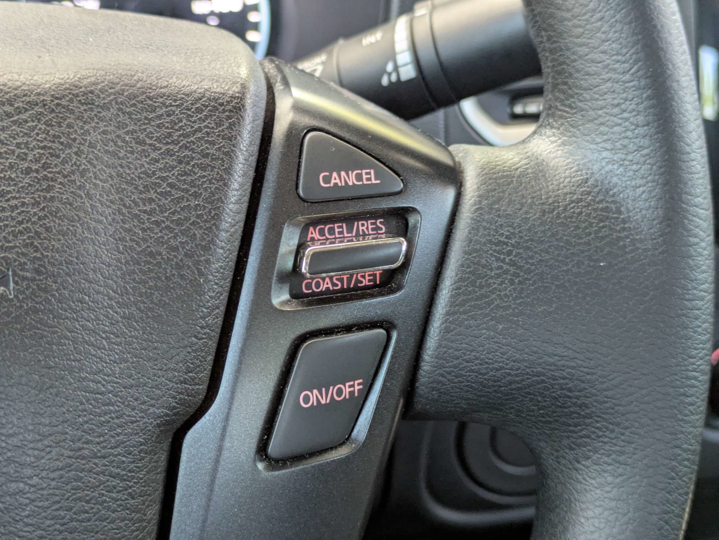Used 2024 Nissan Frontier SV RWD image 15