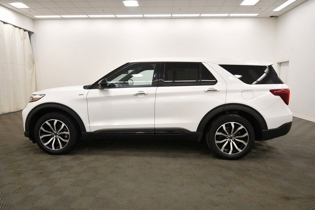 Used 2022 Ford Explorer ST-Line w/ Class IV Trailer Tow Package AWD/4WD image 4