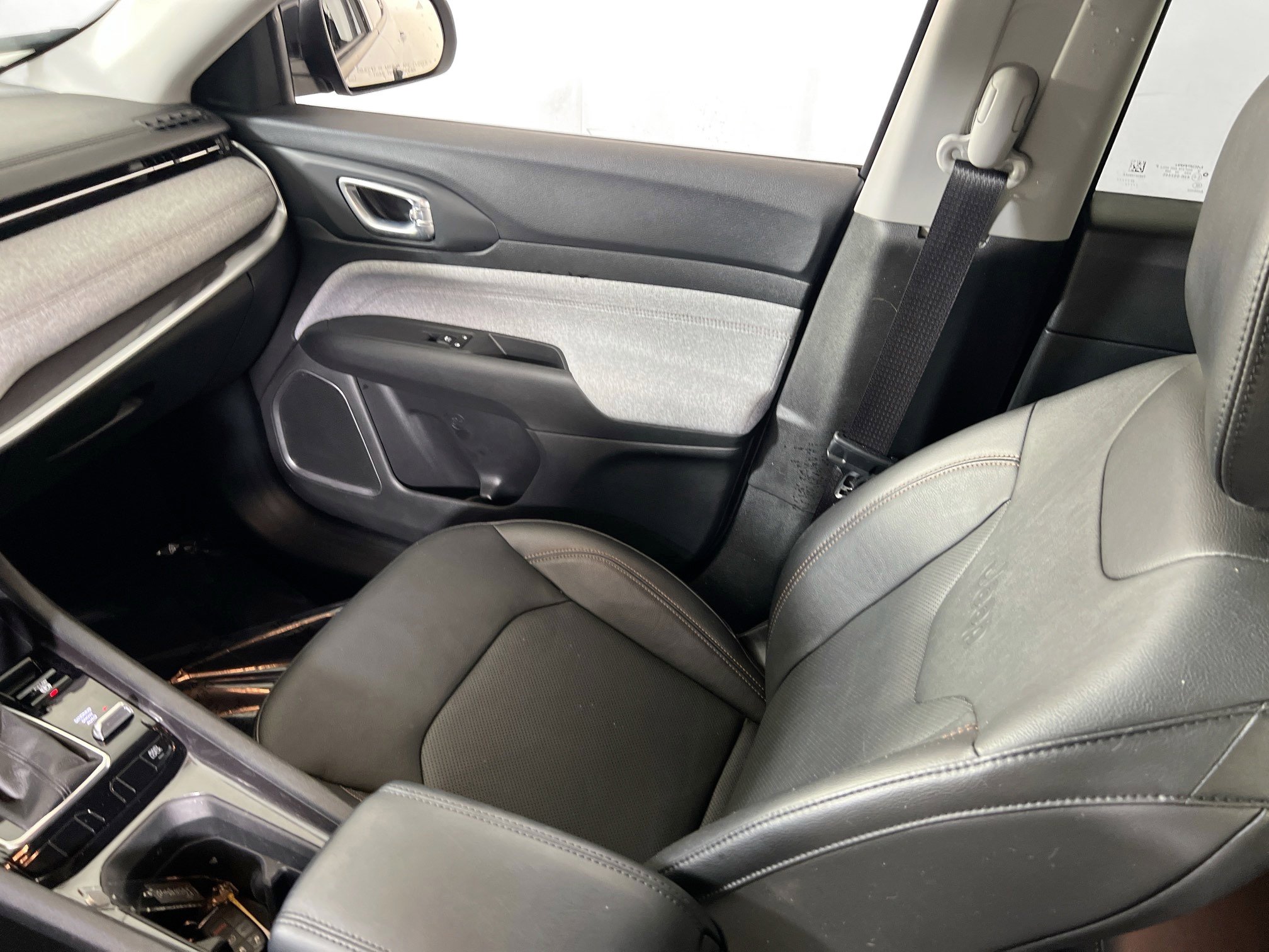 Used 2022 Jeep Compass Latitude AWD/4WD image 22