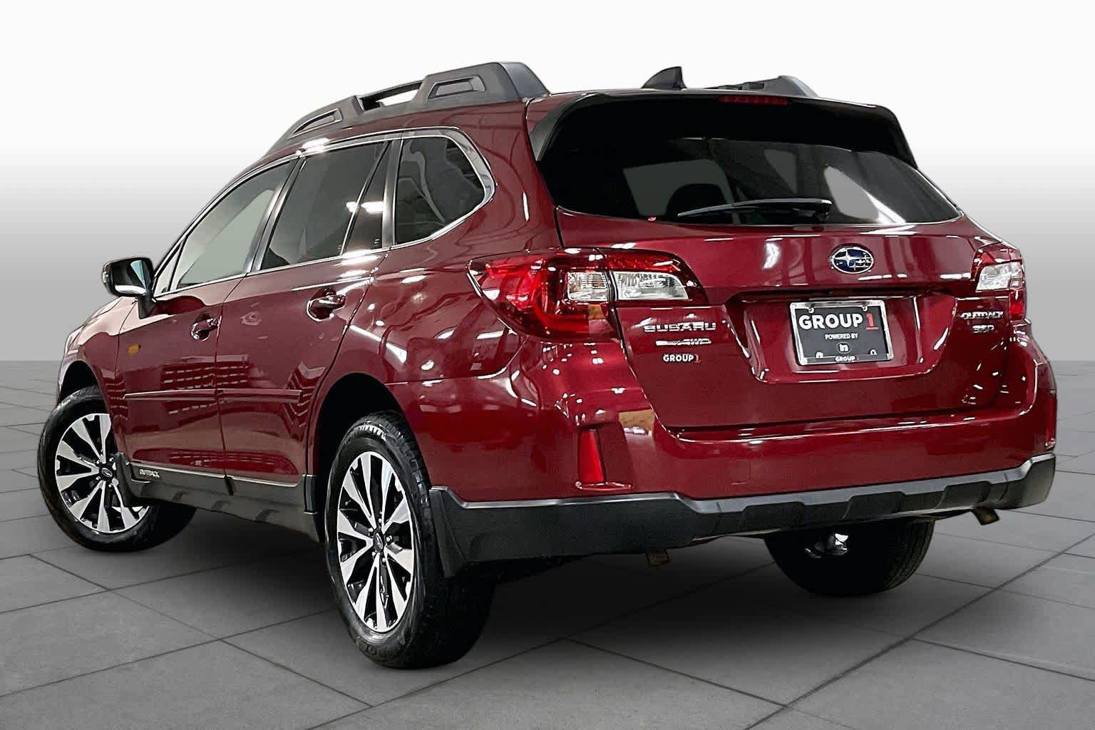 Used 2016 Subaru Outback 3.6R Limited AWD/4WD image 12