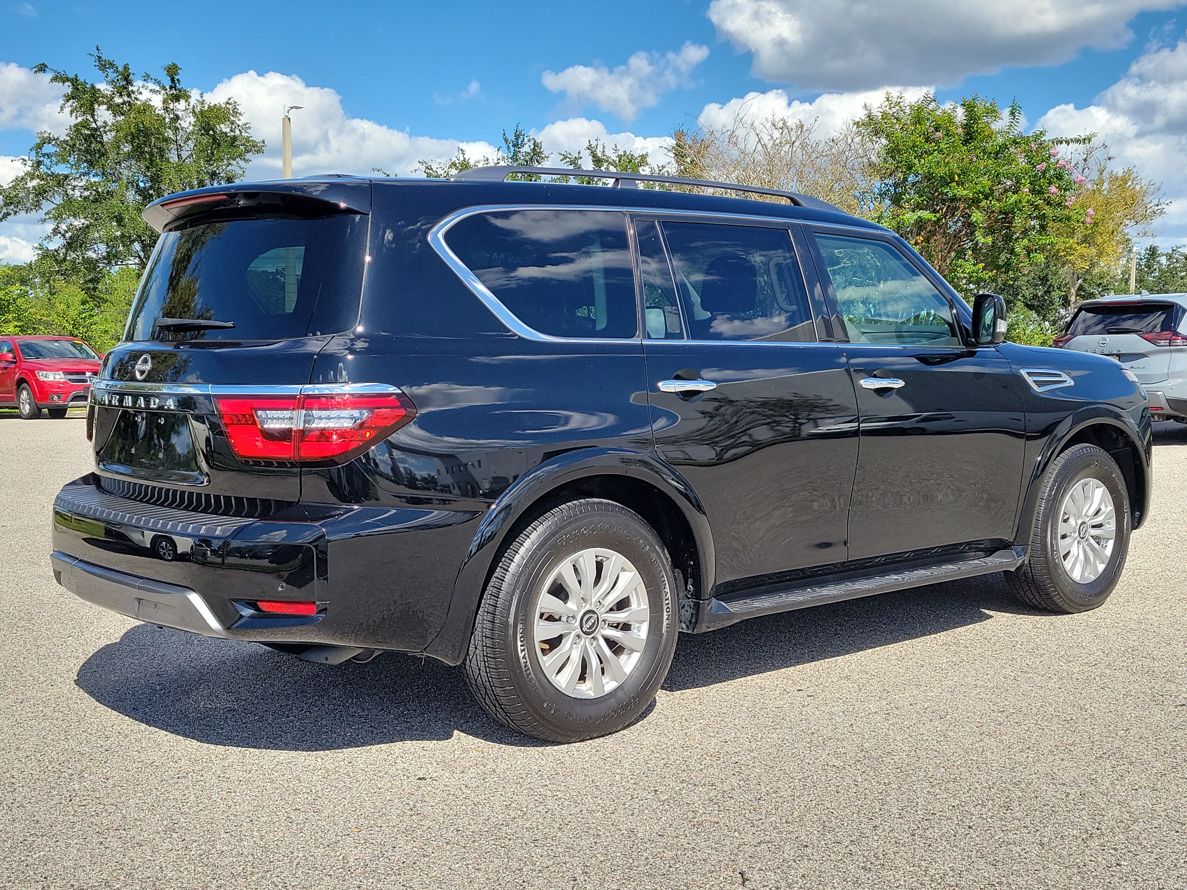 Certified 2023 Nissan Armada SV w/ Cargo Package RWD image 5