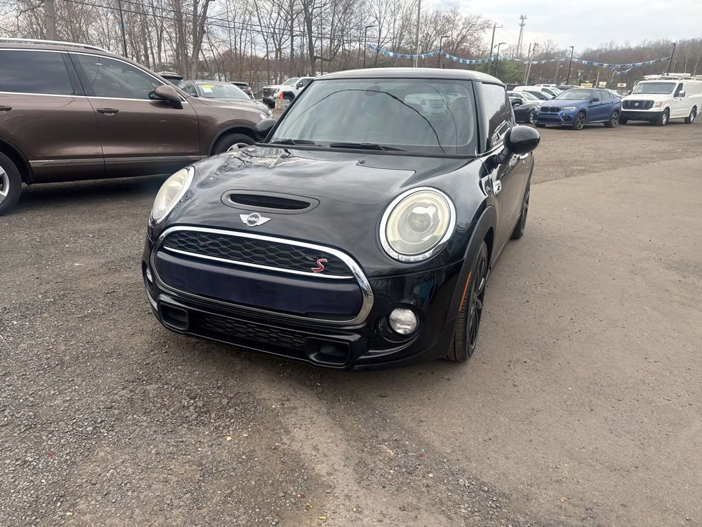 Used 2018 MINI Cooper S image 2