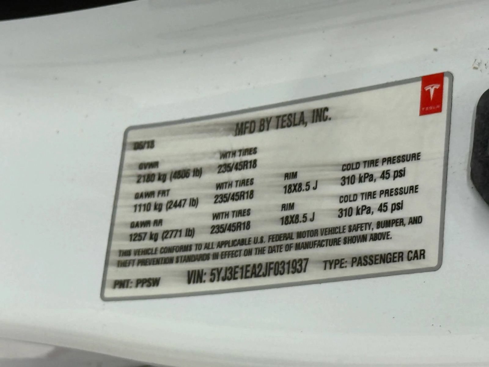 Used 2018 Tesla Model 3 Long Range RWD image 33