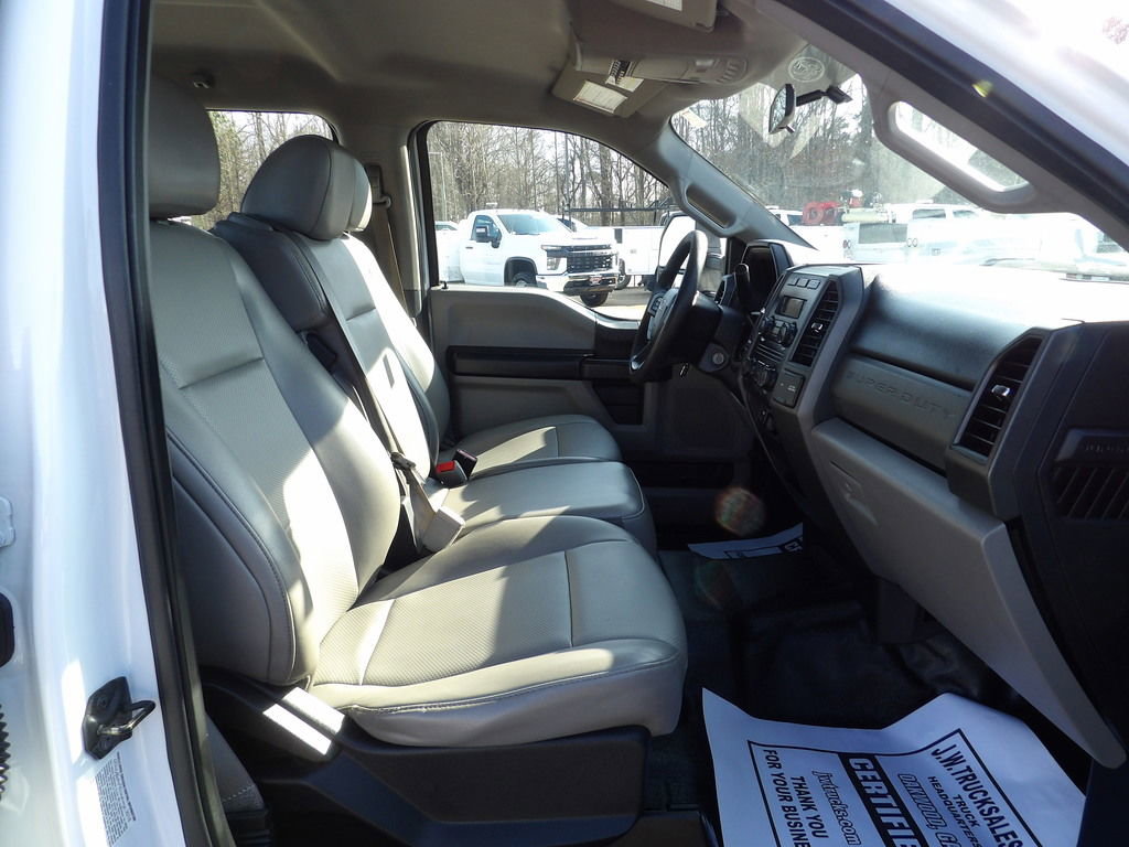 Used 2018 Ford F350 XL w/ Power Equipment Group image 40