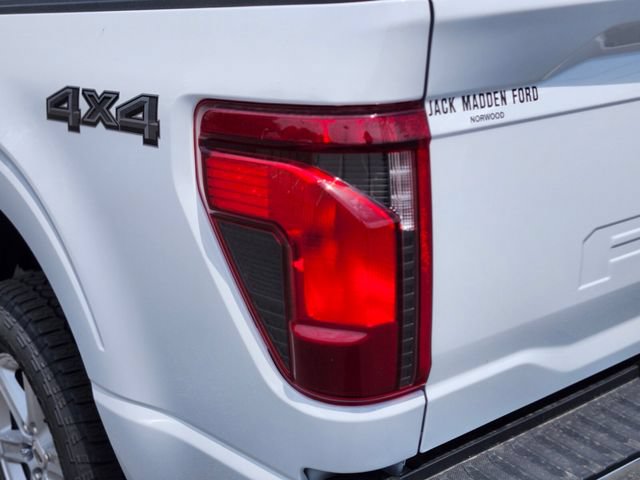 New 2026 Ford F150 XLT w/ Equipment Group 302A MID AWD/4WD image 9