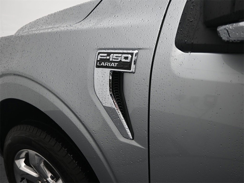 Used 2023 Ford F150 Lariat w/ Max Trailer Tow Package image 11