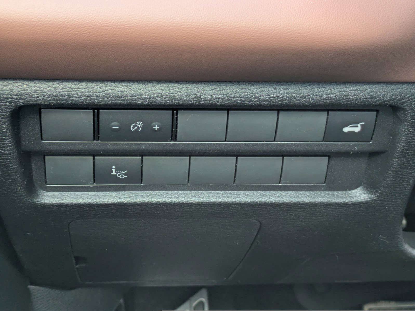 New 2025 Mitsubishi Outlander SEL image 27