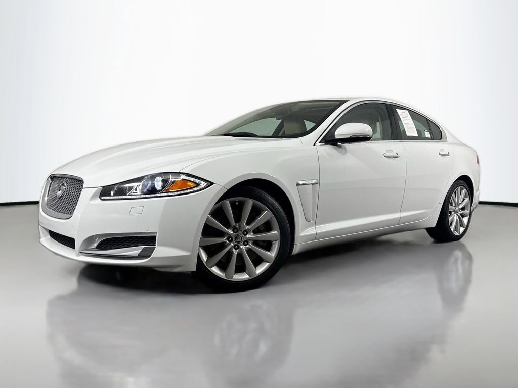 Used 2012 Jaguar XF image 1
