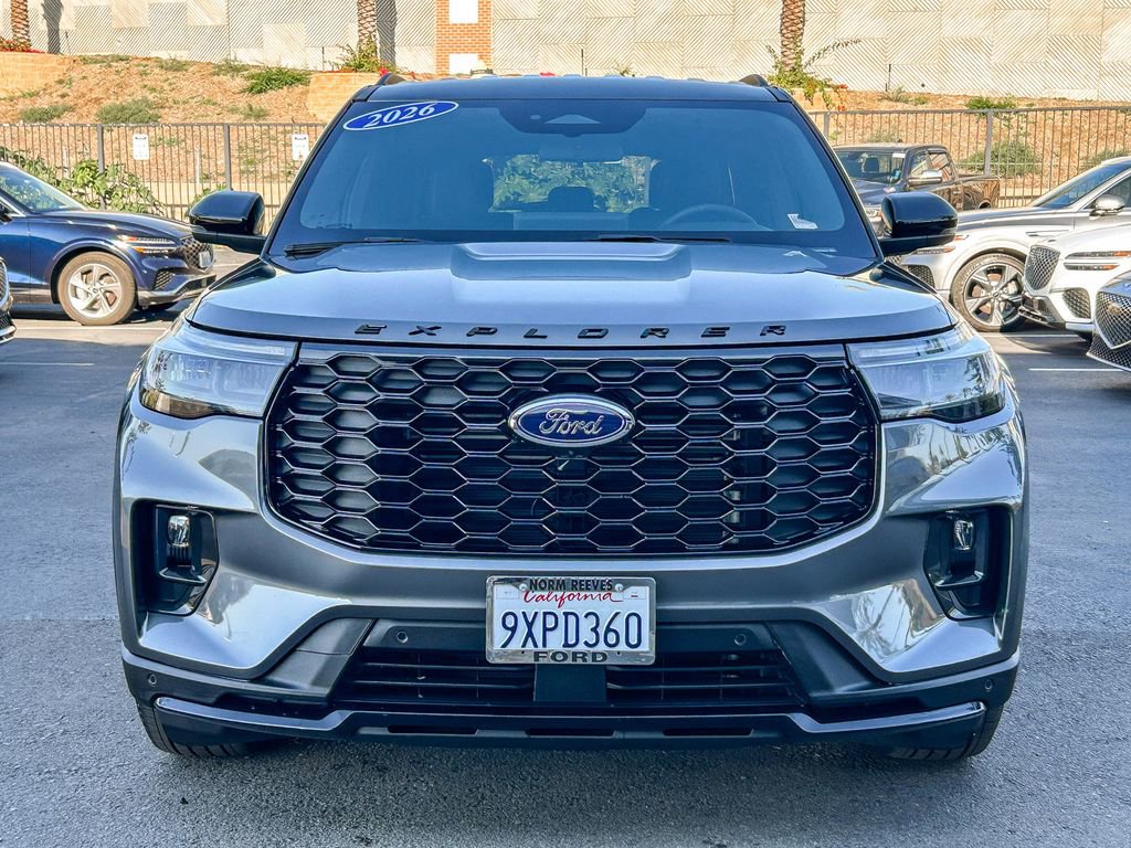 Used 2026 Ford Explorer ST-Line RWD image 2