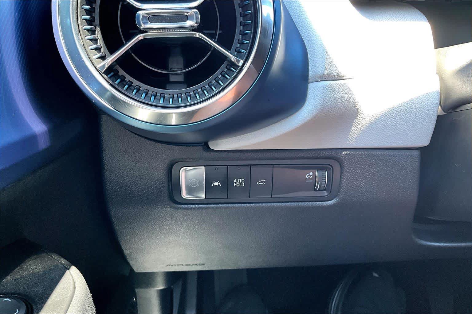 Used 2024 Chevrolet Equinox EV LT w/ Active Safety Package 3 FWD image 35