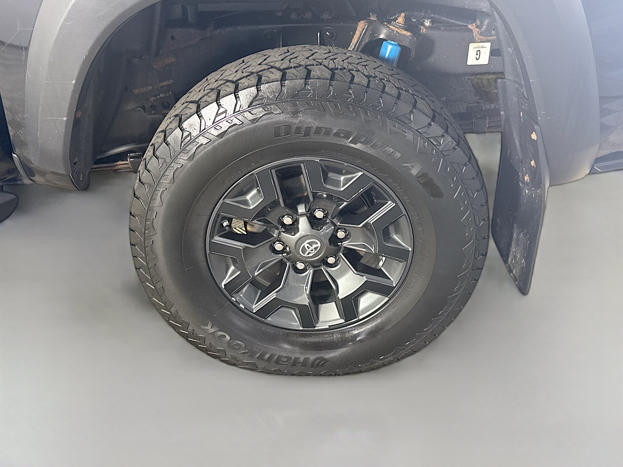 Used 2017 Toyota Tacoma TRD Off-Road w/ Tow Package (A/T) AWD/4WD image 37