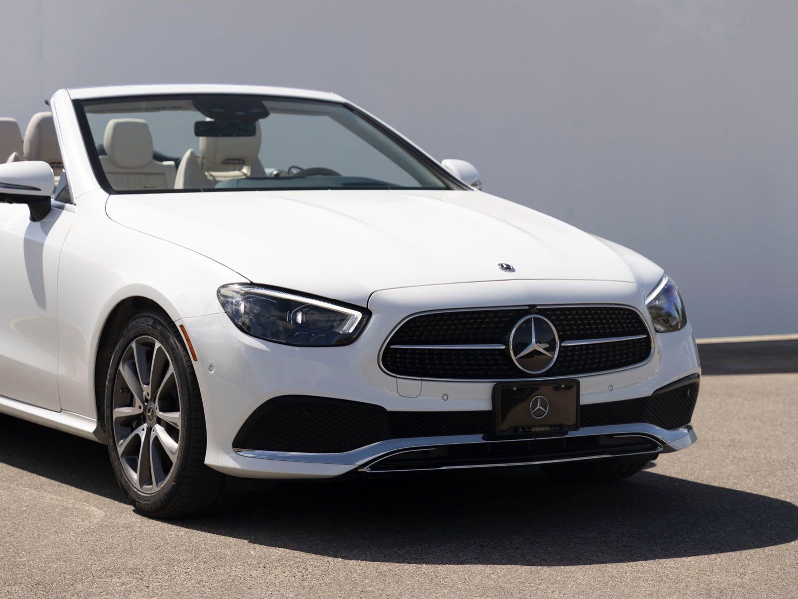 Used 2023 Mercedes-Benz E 450 Cabriolet image 3