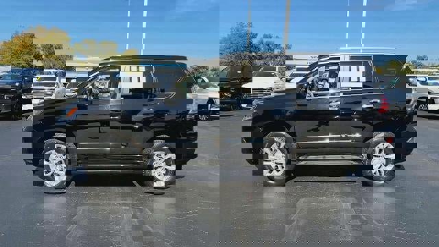 Used 2017 Lexus GX 460 Luxury image 3